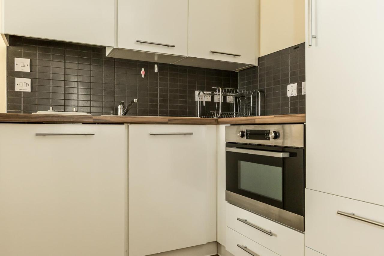 Zeni Studio, In Central London Λονδίνο Εξωτερικό φωτογραφία